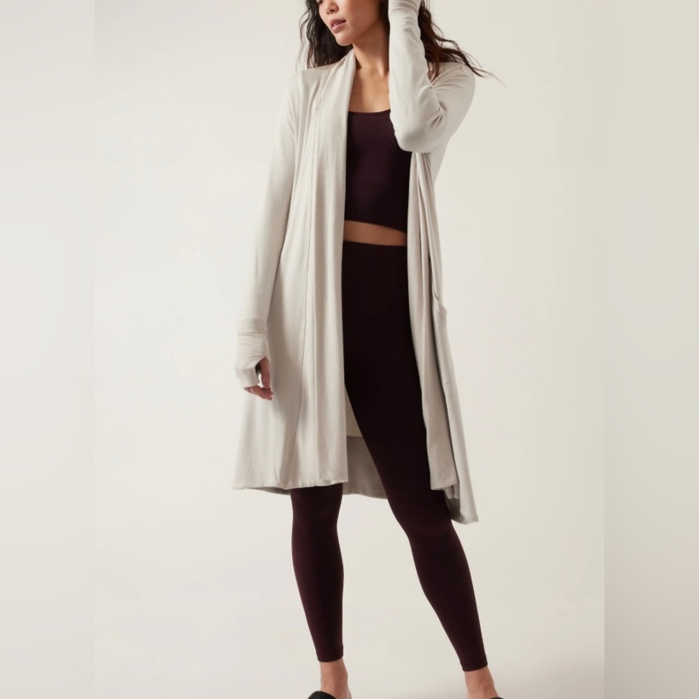 ATHLETA Pranayama LONG wrap SIZE MEDIUM
